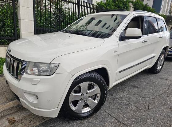 JEEP GRAND CHEROKEE 3.6 LIMITED 4X4 V6 24V GASOLINA 4P AUTOMATICO